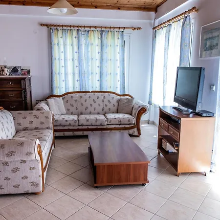 Palmyra Beachfront