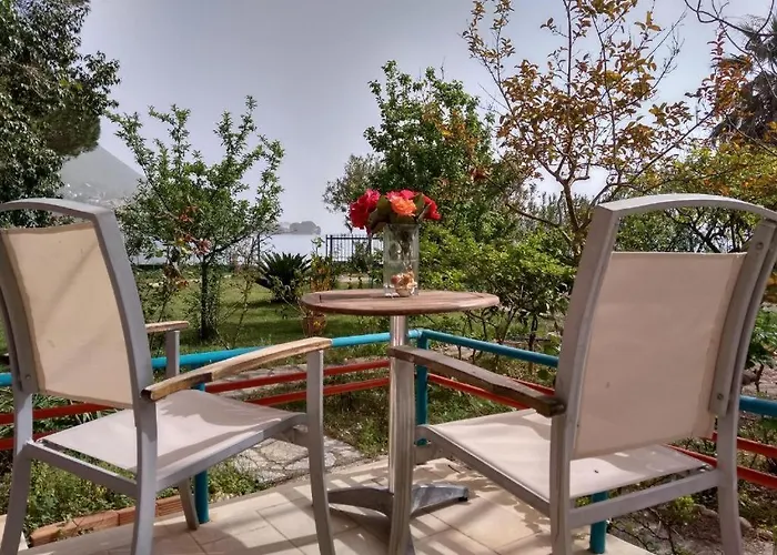 Palmyra Beachfront * Nydri (Lefkada)